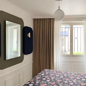 D'hotes - Marais Paris
